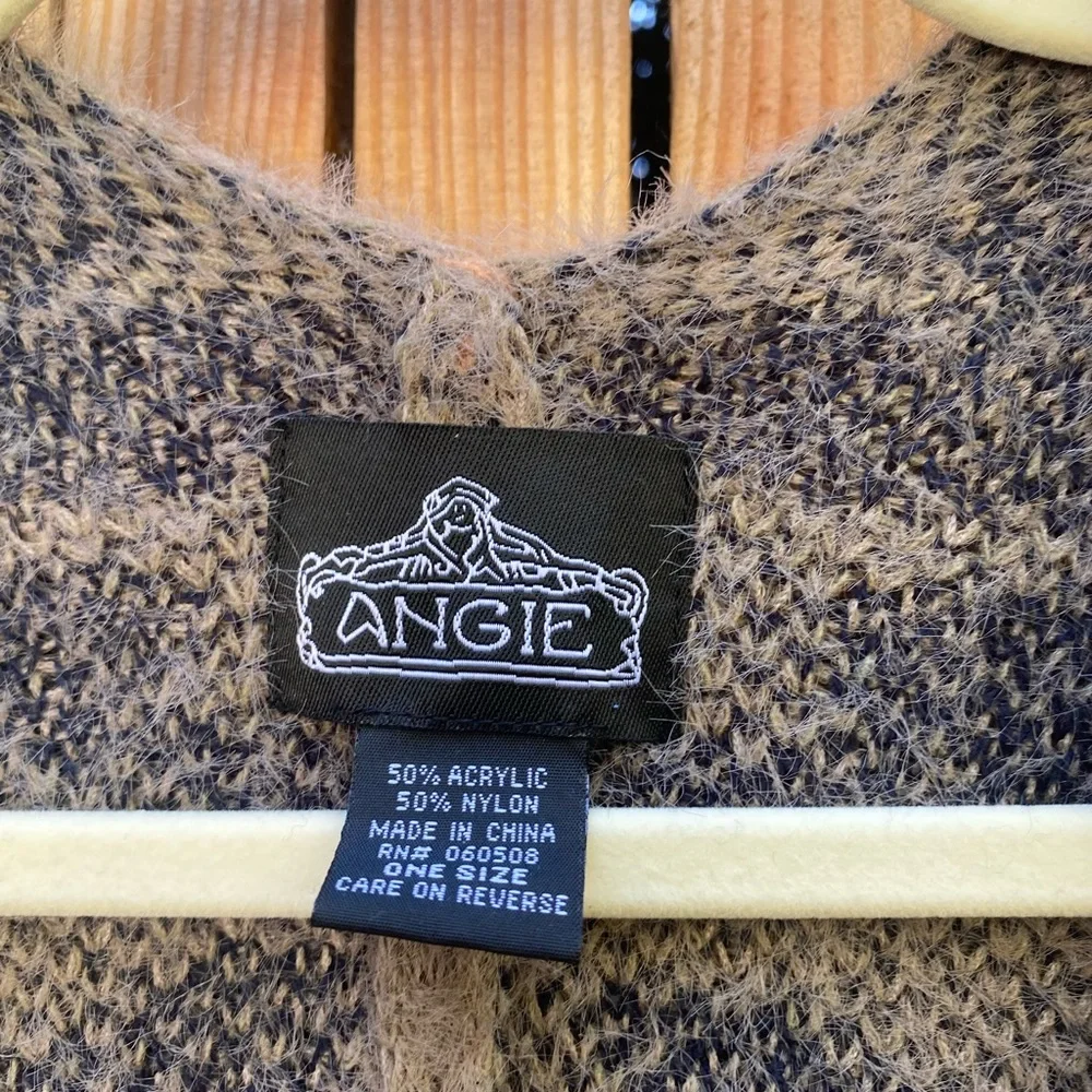 Funky soft cardigan sweater - Picture 2 of 3